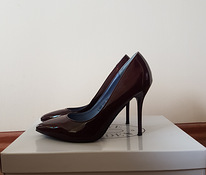 Туфли Mohito, красивого сливового цвета, лакированная кожа, размер 38