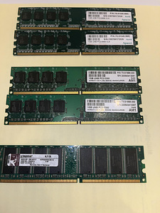 RAM 1GB Apacer , Kingston (Оперативная память)