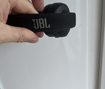 Продам беспроводные наушники JBL E45Bt