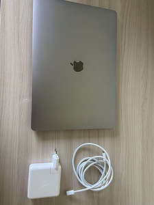 MacBook pro 16 2019 i7 32gb