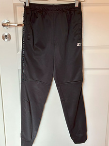 Спортивные шорты размер 158/164 черные (более узкие)