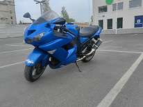 Kawasaki zzr 1400