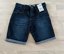 Новые короткие джинсы на 152 размер