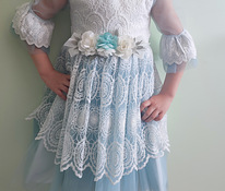 Праздничное платье дочери