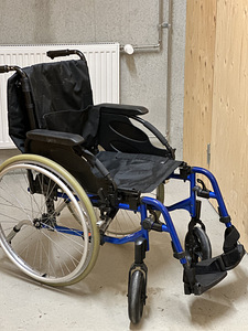 Инвалидная коляска Action