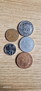 Монеты Англии 5 штук.