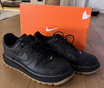 Nike AIR FORCE 1 LUXE