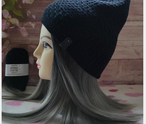 Новая женская зимняя шапочка 100% meriino 54/57 cm