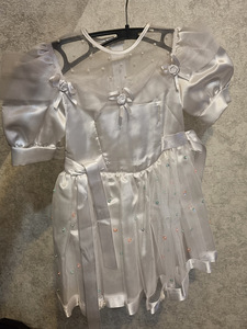Красивое платье на девочку 4-5лет