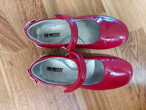 Punased pidulikud kingad s32