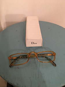 Dior vintage prilliraamid.