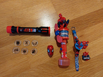 Spiderman fännile: taskulamp, käekell, ventilaator ja hambah
