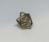 Золотое кольцо 750 пробы с бриллиантами (№635)