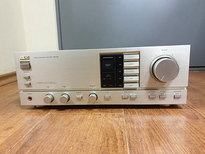 Akai AM-52 Stereo Integrated Amplifier