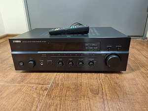 Yamaha RX-397 AM/FM Stereo Receiver