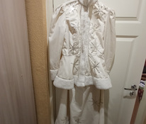 Snow Maideni ülikond