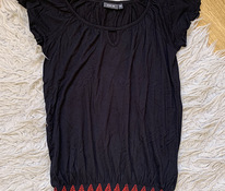 Женская блузка черная, размер M