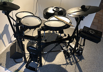 Roland TD-17 V-Drums komplekt koos lisadega.
