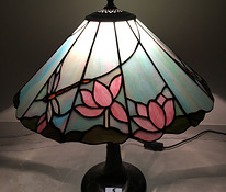 Настольная лампа в стиле Tiffany