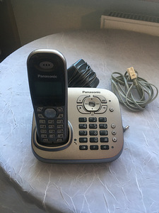Panasonicu telefon