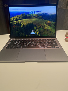 Apple MacBook Air 13" (2020), M1 8C/7C, 8 ГБ, 512 ГБ, RUS