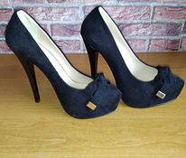 Женская обувь дёшeво: туфли, босоножки, сапоги (размер 36)
