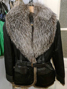 Зимняя куртка с мехом