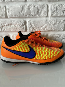 NIKE SHOES 37.5 (dpd free)