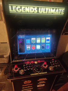 Игровой автомат Legends Ultimate