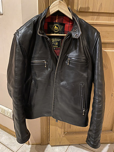Кожаная куртка Alexander leathers