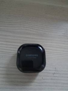 Samsung buds live kõrvaklapid