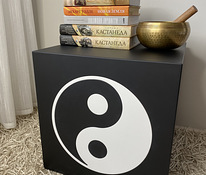Interjööri kuubik Yin Yang, disainer erinevates suurustes