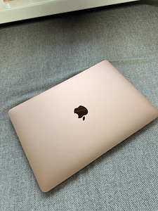MacBook Air 2020, 256gb, 13-inch, Retina (2 foto / 3)