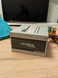 Блок питание на 500w (2 фото из 3)