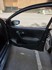 VOLKSWAGEN POLO (8 foto / 14)
