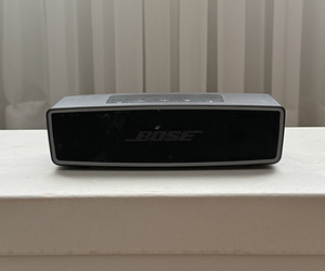 Bose SoundLink Mini II Carbon bluetooth kaasaskantav kõlar (1 foto / 3)