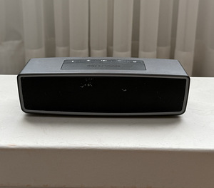 Bose SoundLink Mini II Carbon bluetooth kaasaskantav kõlar (3 foto / 3)