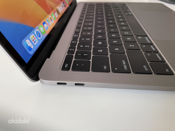MacBook Pro 13 2017 г. 8 ГБ 256 ГБ США КЛАВИАТУРА (фото #1)
