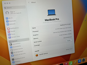 MacBook Pro 13 8GB / 256GB SSD (4 foto / 6)