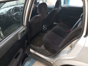 Auto müümine (4 foto / 6)