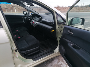 Honda FR-V 1.7 92kw 2006 (4 foto / 9)