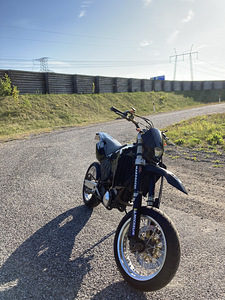Husqvarna sm570r (2 foto / 5)