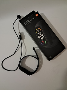 Xiaomi Mi Band 7 (1 foto / 2)