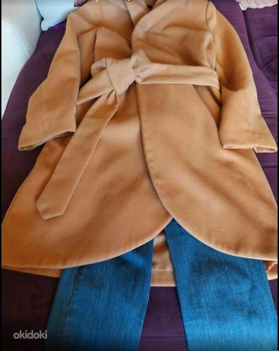 Бежевое пальто халат,до колена,с капюшоном, 20%шерсти, (фото #2)