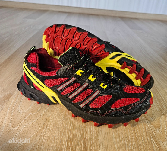 Meeste matkajalatsid Adidas