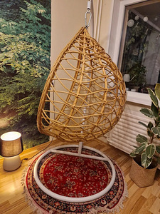 Подвесное кресло (3 фото из 4)