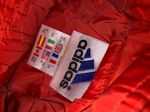 Куртка adidas (2 фото из 2)