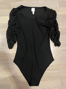Одежда XS-S (3 фото из 4)