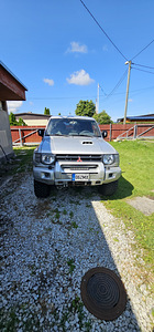 Mitsubishi pajero 2.8td (2 foto / 15)