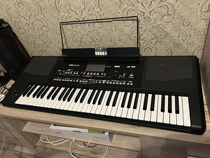 Korg Pa 300 (1 foto / 3)